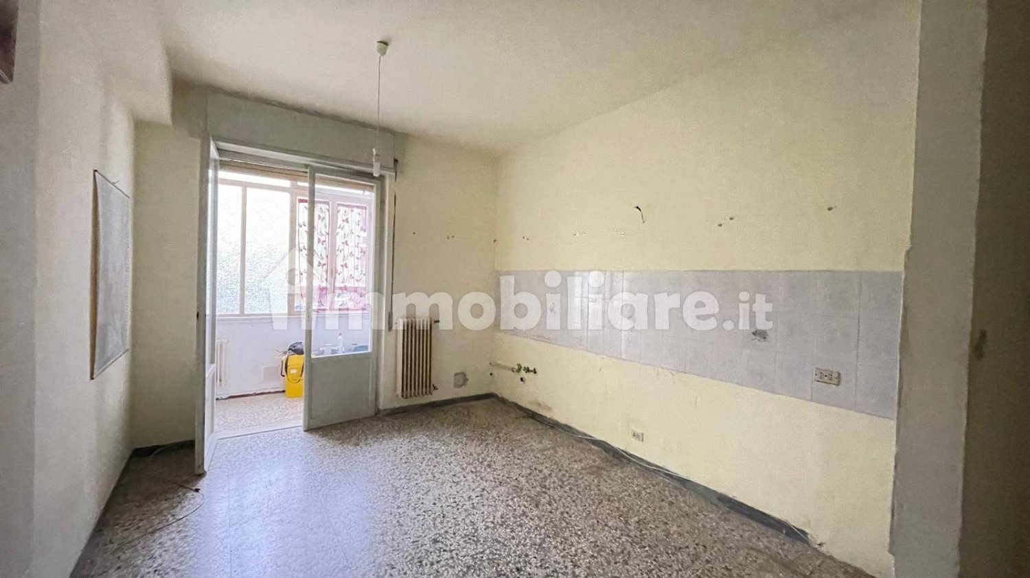 Квартира с 2 спальнями в Ортона, Италия № 307742