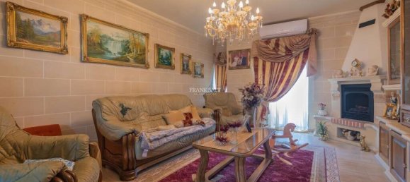 Квартира с 3 спальнями в Мсида, Мальта № 1242 2