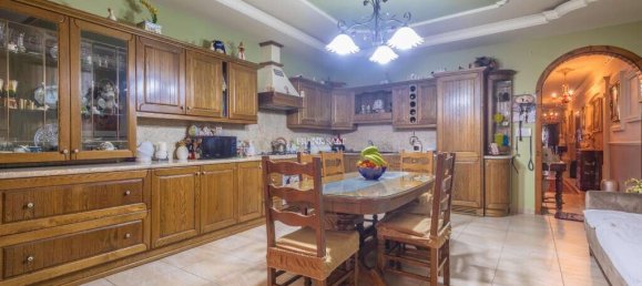 Квартира с 3 спальнями в Мсида, Мальта № 1242 3