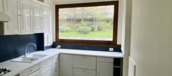 2 bedrooms Apartment in La Celle-Saint-Cloud, France No. 163606 4