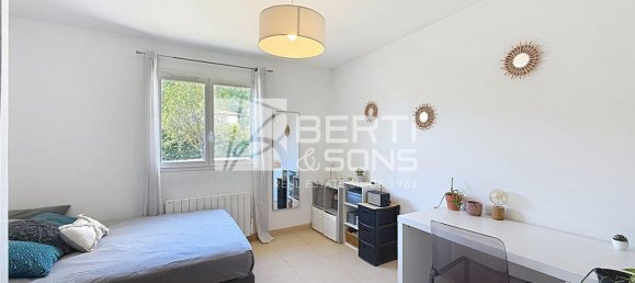 3 Schlafzimmer Villa in Chateauneuf-Grasse, France, Nr. 299837 7