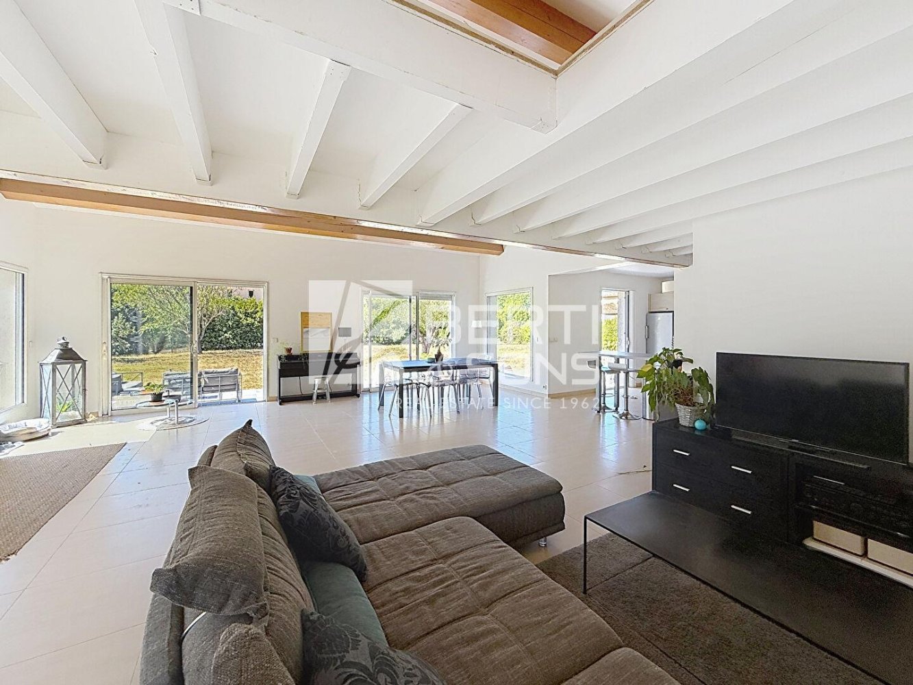 3 Schlafzimmer Villa in Chateauneuf-Grasse, France, Nr. 299837