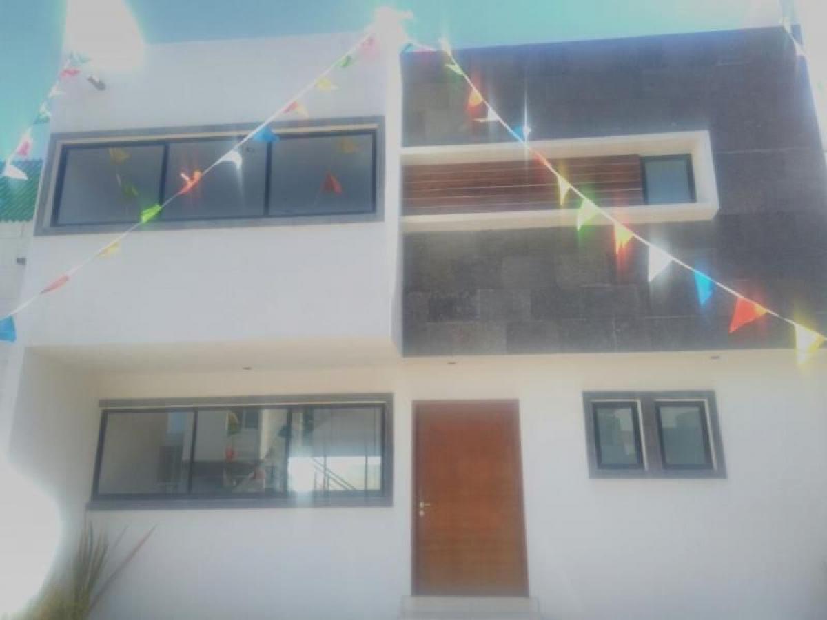 3 bedrooms House in Queretaro, Mexico No. 173703