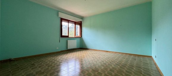 Casa de 7 habitaciónes en Camaiore, Italy No. 229174 9