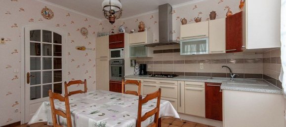 5 bedrooms House in Dordogne, France No. 350606 4