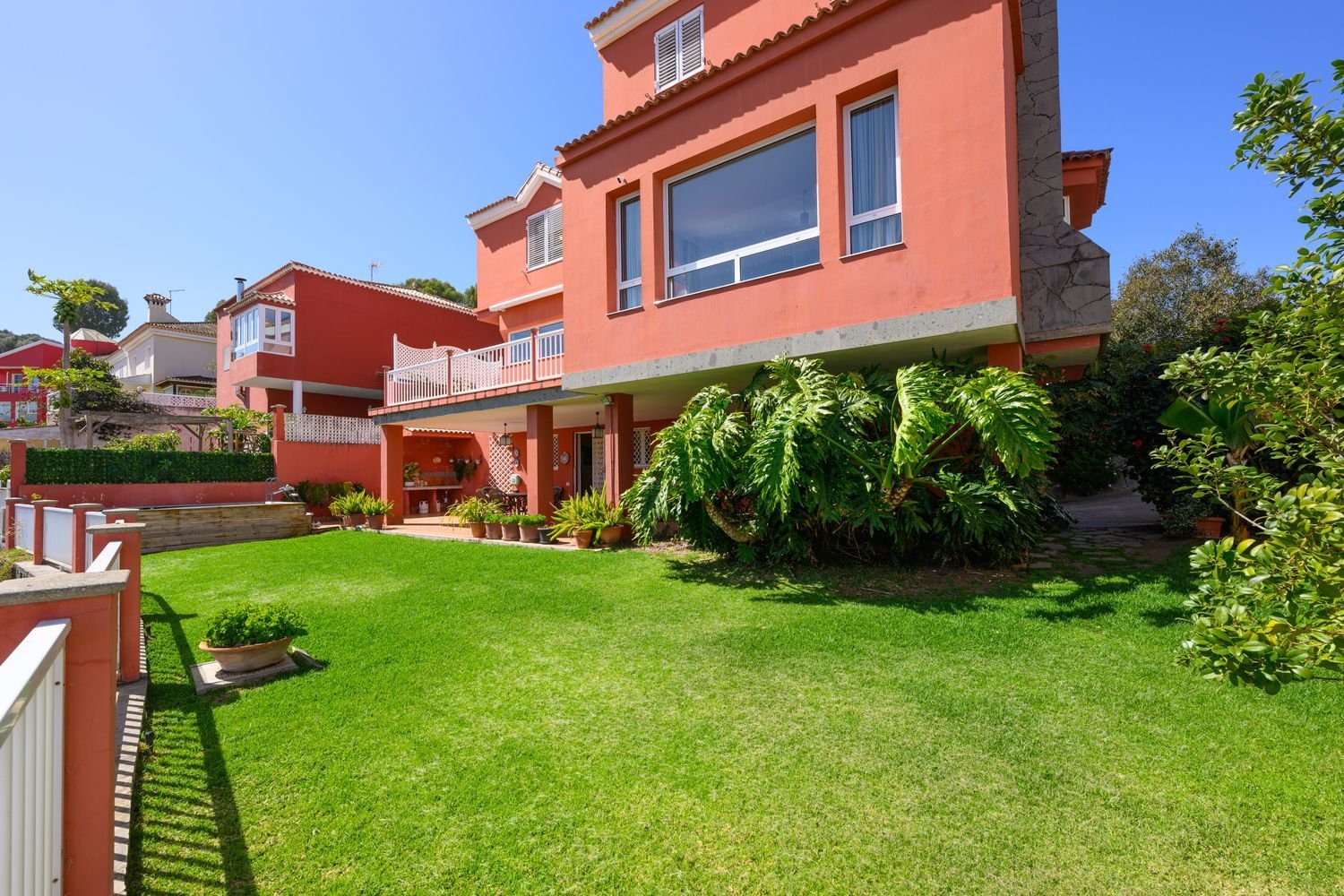 6 bedrooms House in Santa Brigida, Spain No. 153395