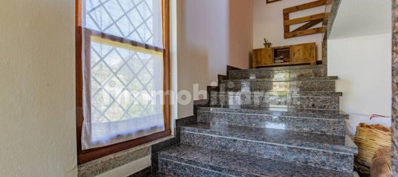 3 غرف نوم فيلا في Seravezza, Italy رقم 195618 20