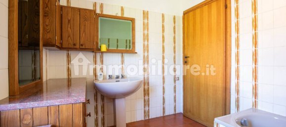 3 غرف نوم فيلا في Seravezza, Italy رقم 195618 30