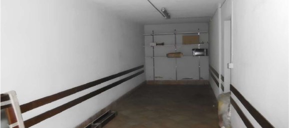 Apartamento de 4 habitaciónes en Varedo, Italy No. 210003 20