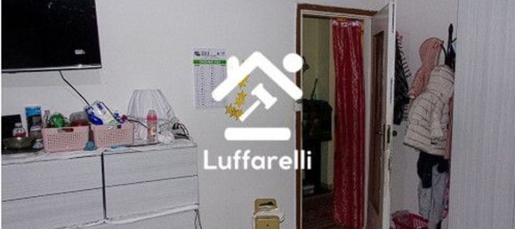 Apartamento de 4 habitaciónes en Limbiate, Italy No. 206597 13