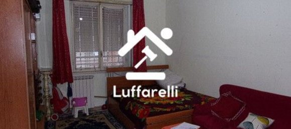 Apartamento de 4 habitaciónes en Limbiate, Italy No. 206597 3