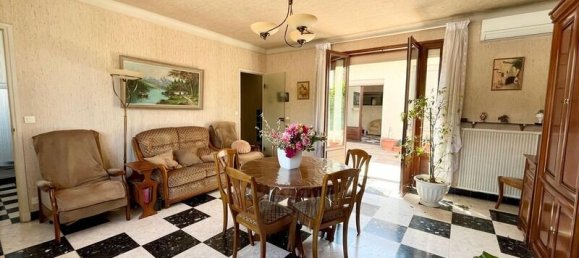 2 bedrooms House in Beziers, France No. 295778 3