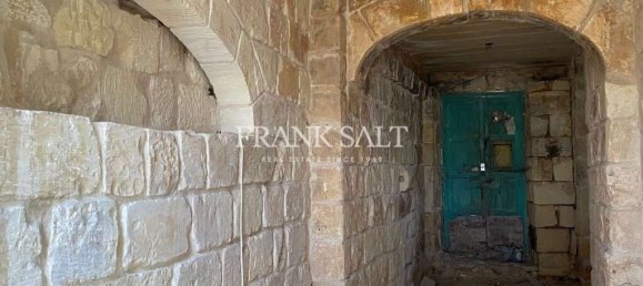 Granja de 5 dormitorios en Naxxar, Malta No. 1555 2