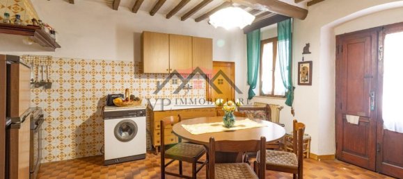 4 rooms Apartment in Pomarance, Italy No. 173855 7