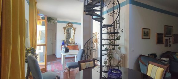 Ático de 3 habitaciónes en Ventimiglia, Italy No. 91647 3