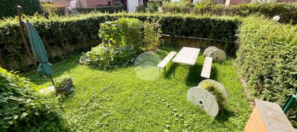 2 bedrooms Apartment in Turin, Italy No. 282538 6