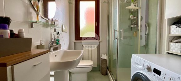 2 bedrooms Apartment in Turin, Italy No. 282538 17