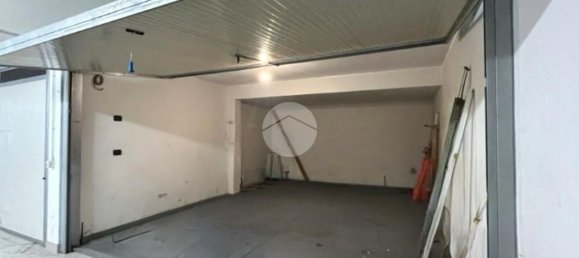 22m² Garage in Rimini, Italy No. 372082 18
