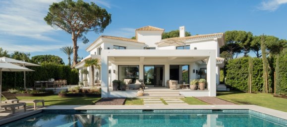 5 bedrooms Villa in Marbella, Spain No. 74989 7