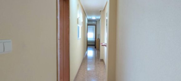 Apartamento de 3 dormitorios en Alicante, Spain No. 166808 9