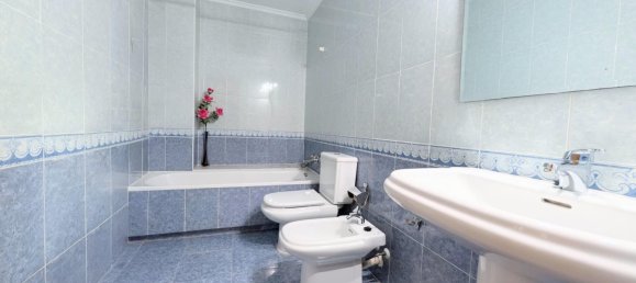 Apartamento de 3 dormitorios en Alicante, Spain No. 166808 17