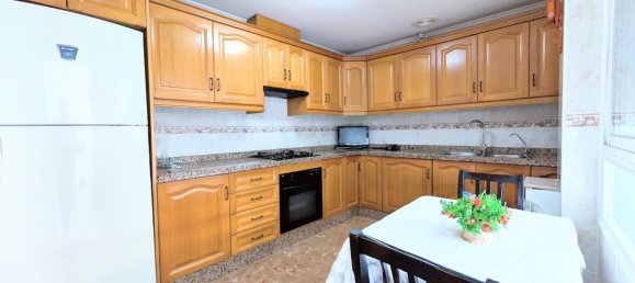 Apartamento de 3 dormitorios en Alicante, Spain No. 166808 21