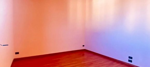 Квартира с 3 комнатами в Лечче, Италия № 115193 11