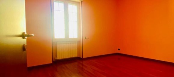 Квартира с 3 комнатами в Лечче, Италия № 115193 16