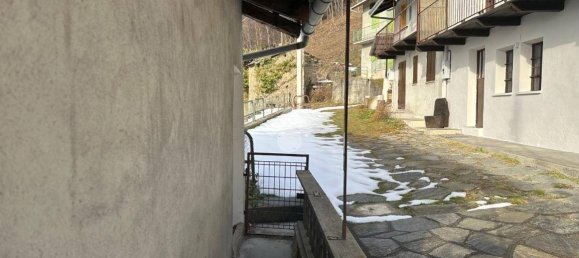 2 bedrooms House in Coazze, Italy No. 144795 5