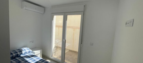 73 m² bungalow en venta en Cabo Roig, Alicante, Comunidad Valenciana, Spain № 365867 15