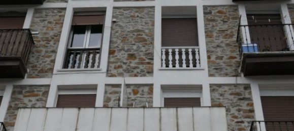 Квартира с 2 спальнями в Страна Басков, Испания № 164432 3