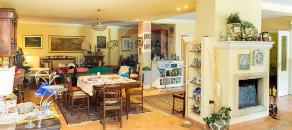 12 rooms Villa in Sant'Agata li Battiati, Italy No. 81729 38