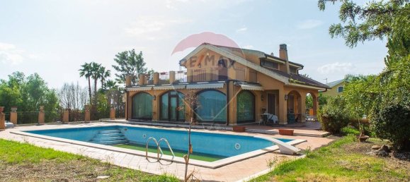 12 rooms Villa in Sant'Agata li Battiati, Italy No. 81729 47