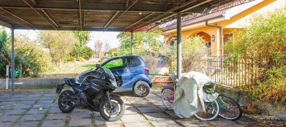 12 rooms Villa in Sant'Agata li Battiati, Italy No. 81729 45