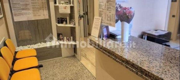 5 rooms Commercial property in Legnano, Italy No. 250801 2