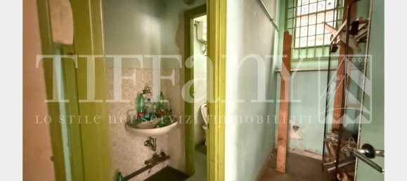 1 room Commercial property in Rome, Italy No. 93036 7