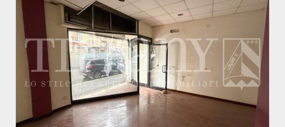 1 room Commercial property in Rome, Italy No. 93036 14