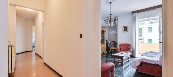 4-salle Appartement à Genoa, Italy No. 21118 8