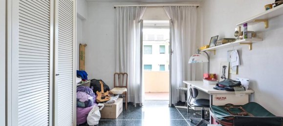 4-salle Appartement à Genoa, Italy No. 21118 41