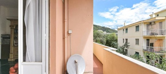 4-salle Appartement à Genoa, Italy No. 21118 35