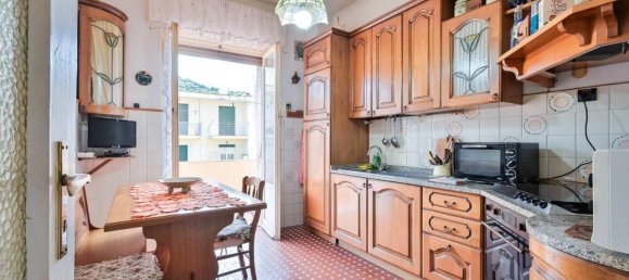 4-salle Appartement à Genoa, Italy No. 21118 27