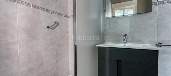 4 bedrooms Apartment in Sants-Montjuic, Spain No. 169625 17