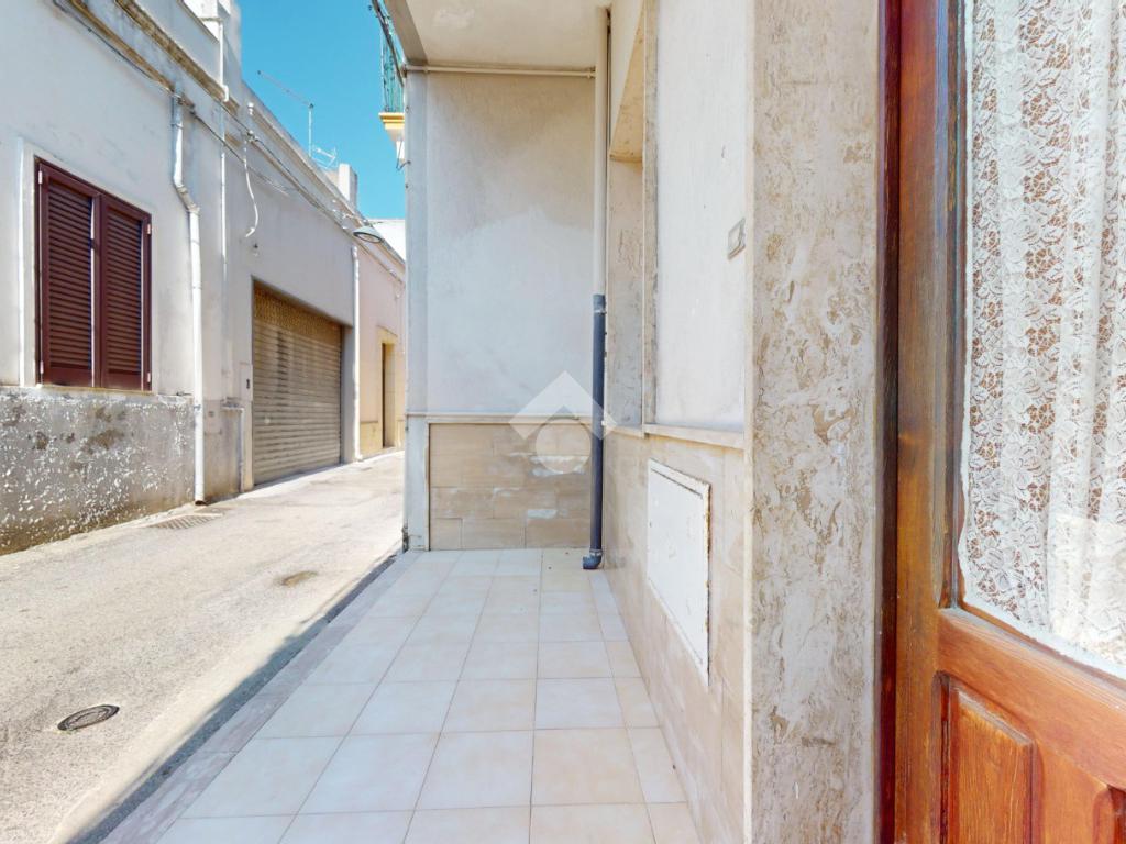 2 bedrooms Apartment in Francavilla Fontana, Italy No. 263990