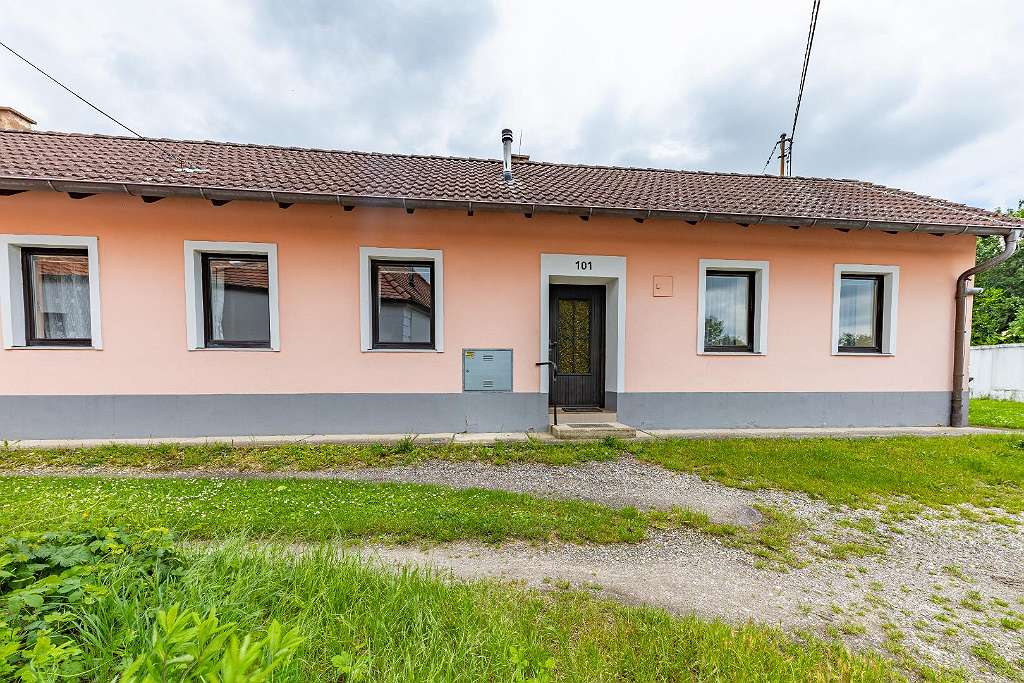 2 chambres Maison à Seefeld-Kadolz, Austria No. 77712