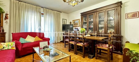 3 bedrooms Apartment in Rome, Italy No. 26872 2
