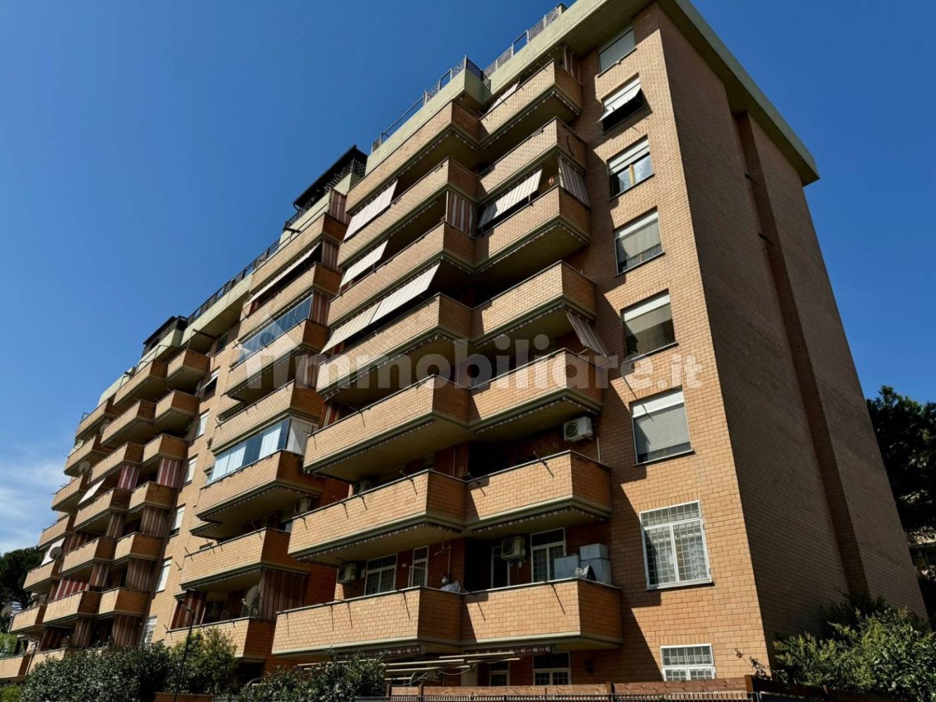 3 bedrooms Apartment in Rome, Italy No. 26872