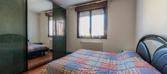 4غرفة منزل في Poggio Renatico, Italy رقم 97219 51