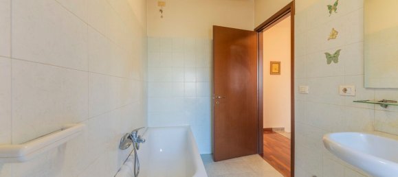 4غرفة منزل في Poggio Renatico, Italy رقم 97219 47