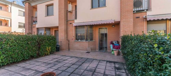 4غرفة منزل في Poggio Renatico, Italy رقم 97219 33