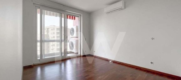 Apartamento de 4 dormitorios en Vila Nova de Gaia, Portugal No. 40507 22